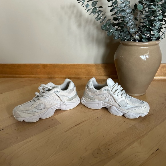 New Balance 9060 GS White Sneaker Shoe Sea Salt and Linen - Picture 4 of 10